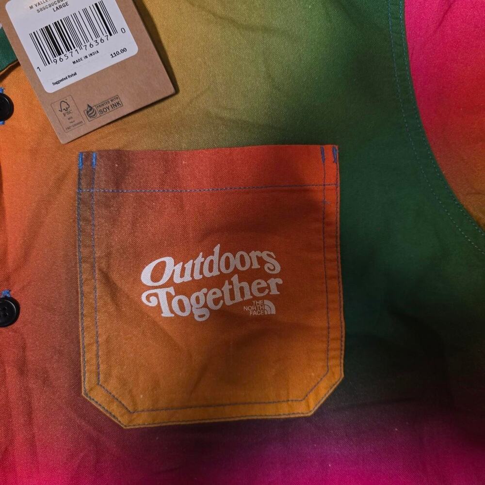 Rare The North Face multi-coloured Outdoors Together shirt. NWT - Picture 2 of 3